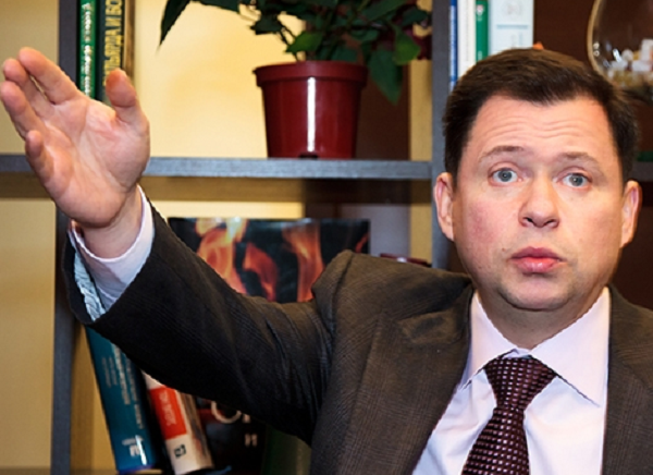 С восьми друзей беглого Железняка требуют 3 центнера налички
