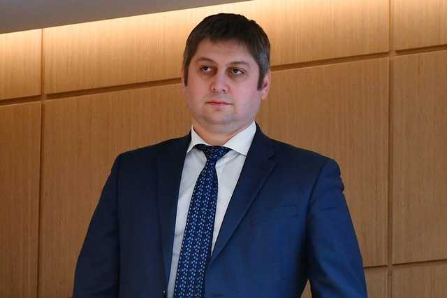 Замглавы Минэкономразвития перейдет в попавшую под санкции «Ренову»
