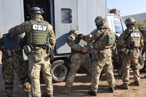 Более 100 "ворам в законе" запретили въезд в Украину