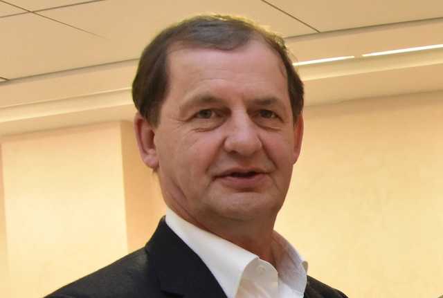 Осторожно, «Сима-ленд»! Вкладчики СМП-банка и Промсвязьбанка, внимание! Кредитная игла