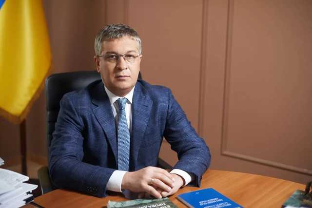 Сергей Шкляр — одиозный коррупционер под крылом Клюева и главный коллектор Украины