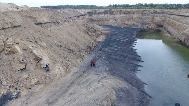 Кто "крышует" нелегальную добычу угля в Луганской области на миллионы гривен