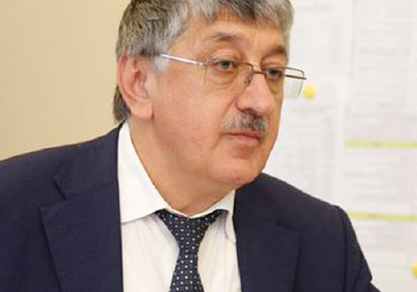 Владимир Васильев "зачистил" начальника аппарата за членовозы Абдулатипова