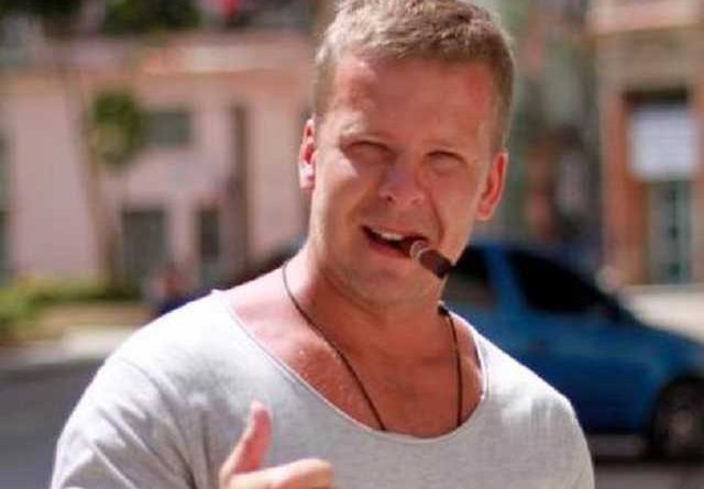 «Депутат Рижской думы Алексей Росликов похитил у нас компьютер и деньги»