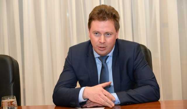 Аксенов "дожевывает" Овсянникова?