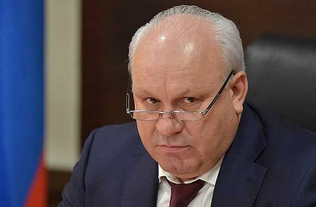 Зимин пожаловался на падение своих доходов за время руководства Хакасией