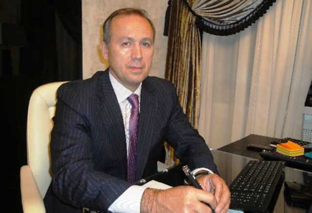 Бездонная депутатская тумбочка