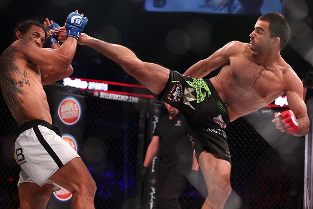 Российского бойца задушили на турнире UFC - опубликовано видео