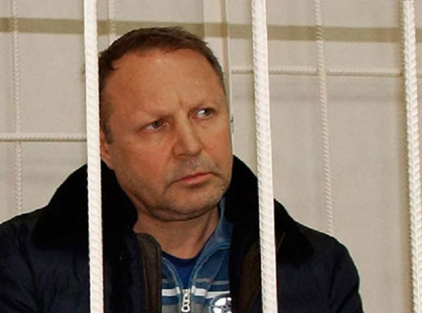 Вора Пичугу лишили соседа — генерала Романюка
