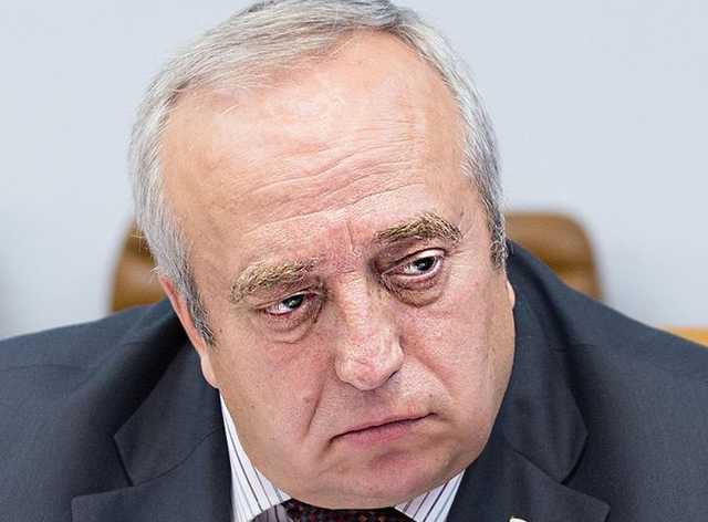 Андрея Чепурного сделали крепостным