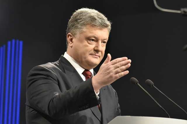 Порошенко: «Семочко – герой, а вы – агенты Кремля»