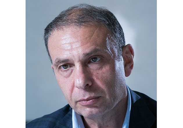 Девелопер Александр Долгин подгадил страховщику Ларисе Маркус