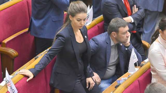 Нардеп от "Радикальной партии" беременна от нардепа из БПП