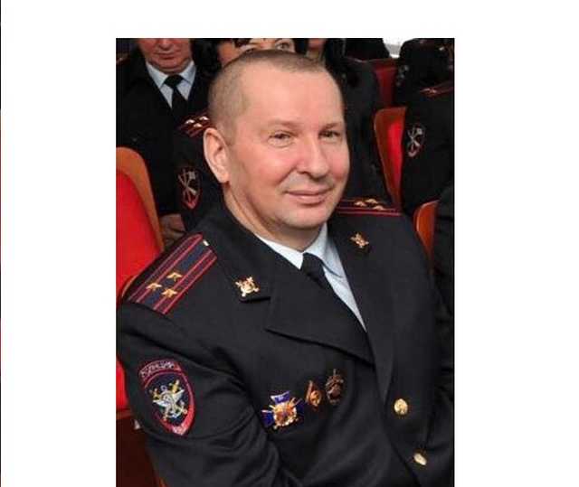 Полковник Чечун распилил здания Управления на транспорте МВД