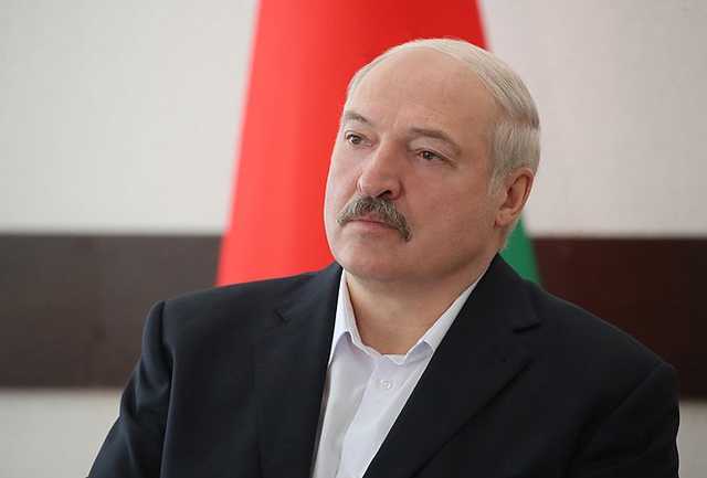 Как Александр Лукашенко пытался купить билет в мировую элиту