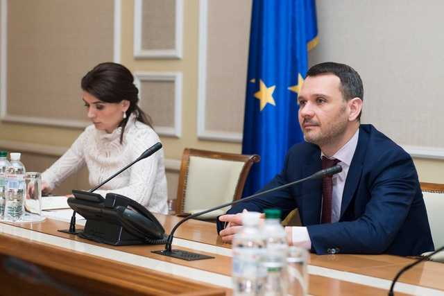 Максим Федотов и его роль в контрабанде угля, — СМИ обеспокоены
