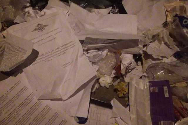 Полиция начала проверку сообщений о выброшенных в мусор уголовных делах