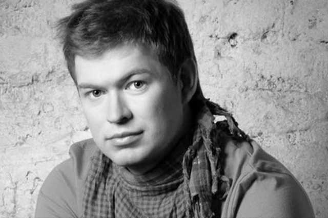Супруга актера «Физрука» напала на мужа с ножом