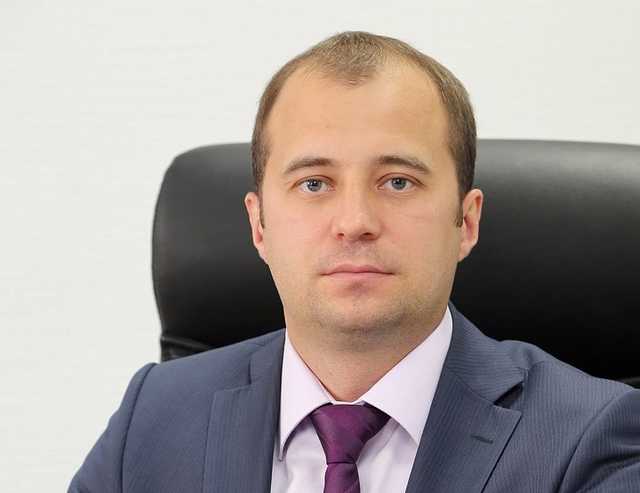 Экс-чиновник Росимущества Гатин задержан за взятку в 10 млн