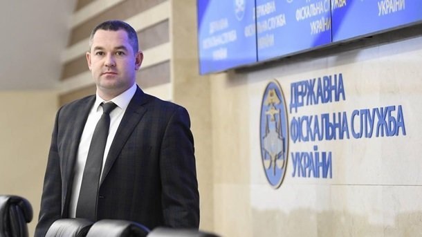 СБУ вручила повестку экс-главе ГФС Мирославу Продану