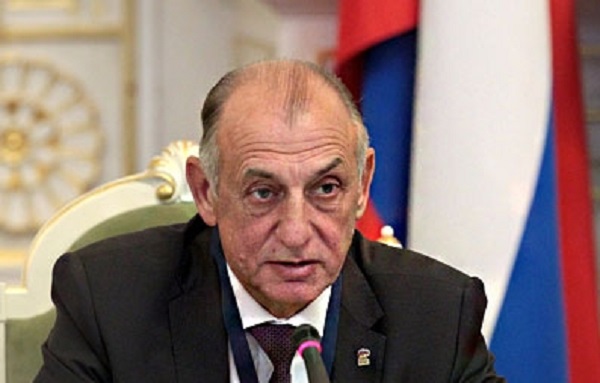 Анатолий Дроздов и Елена Гаврилова учат жить по понятиям