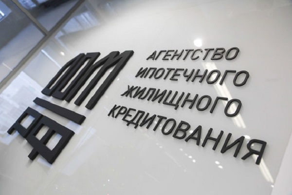 .Ի    