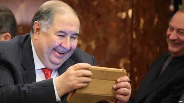 Алишер Усманов зачистит упоминания о сотрудничестве с Захарием Калашовым