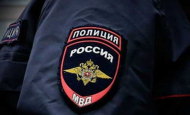 В Москве неизвестные отобрали у водителя сумку с 40 млн рублей