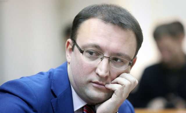 Сотрудника Роскомнадзора Ампелонского следствие признало невиновным в растрате