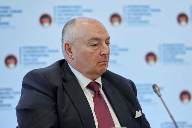 Хитро удобренный Вячеслав Моше Кантор