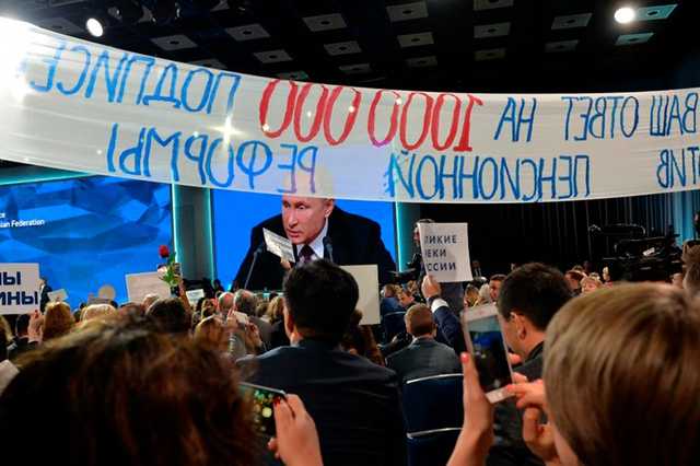 Песков обвинил участников пресс-конференции с Путиным в клевете