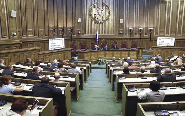 ВС разрешил покупать шпионскую технику для слежки за животными и детьми