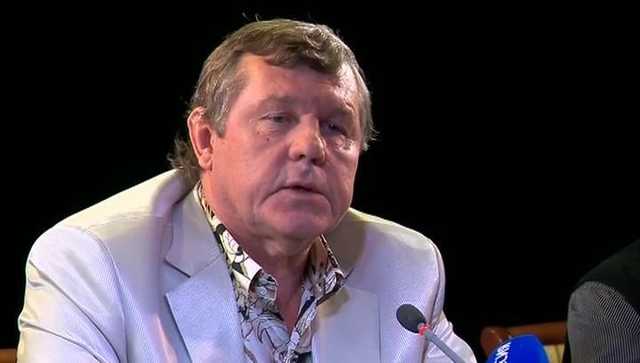 Александр Новиков ждёт земельный подарок от Фемиды в год Жёлтой Земляной Свиньи