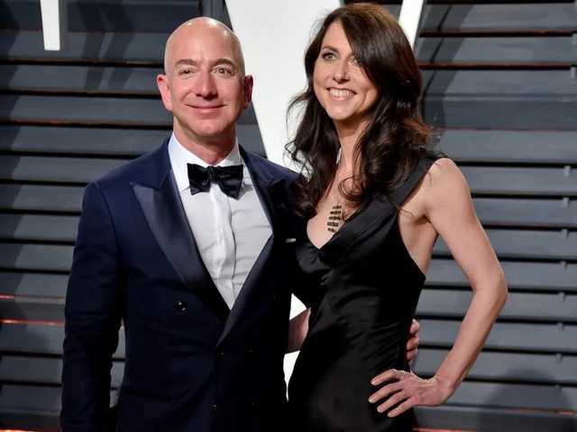 Названа сумма, которую получит жена основателя Amazon после развода