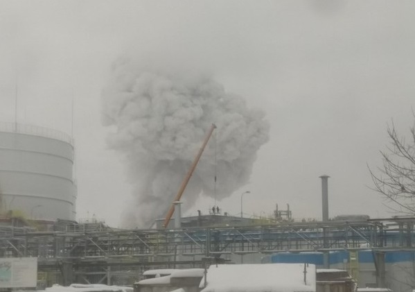 В Ленинградской области взорвался химзавод: есть пострадавшие