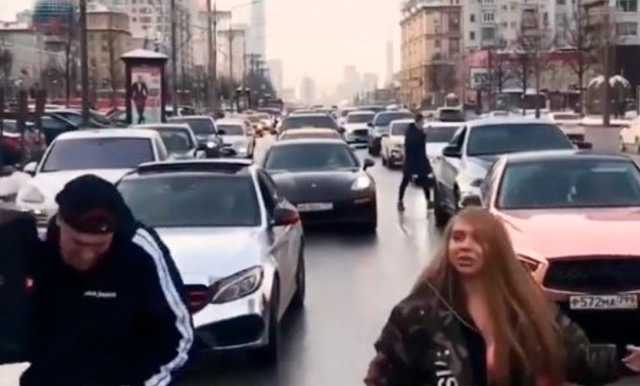 Перекрывших Новый Арбат блогеров арестовали на 10 суток