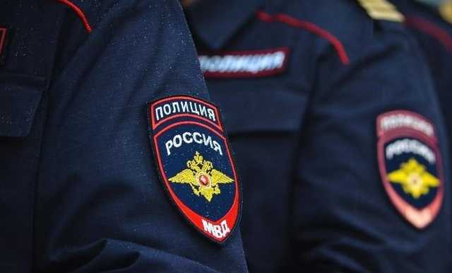 Оперативников Войковского района задержали за взятку