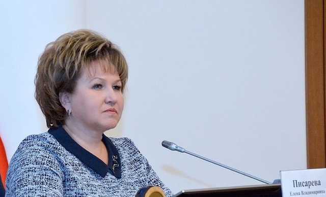Годовой доход спикера Новгородской областной думы превысил 2 млн рублей