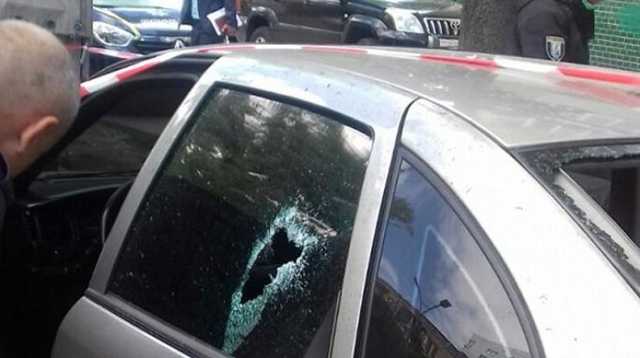 В Днепре обсреляли машину главы совета адвокатов
