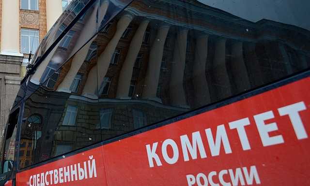 Пьяная работница школы в Якутии искусала полицейского после драки с подругой