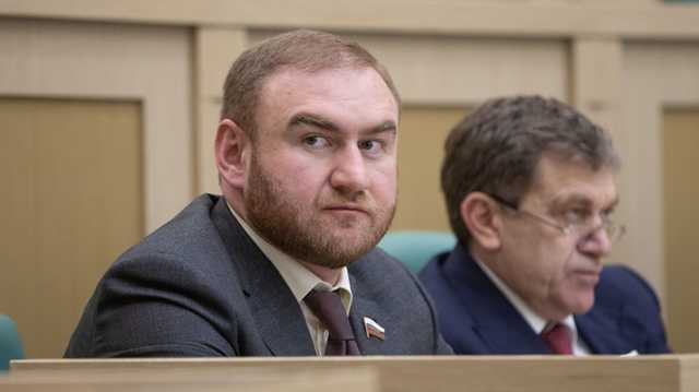 Драма с арестом в сенате, или Как Алексей Миллер переиграл Игоря Сечина