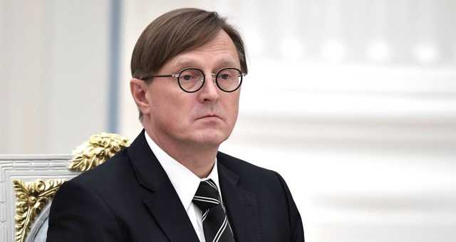 Судья Конституционного суда выступил против изоляции России от мира