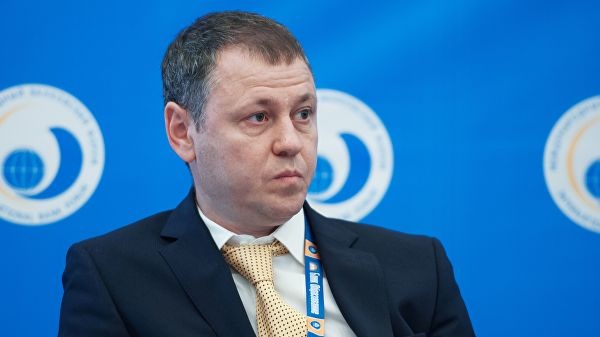 Бывшего главу банка "Открытие" объявили в розыск за растрату 34 млрд рублей