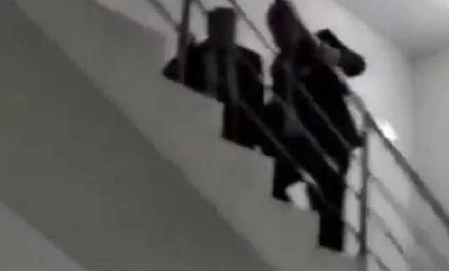 У школьницы, на которую напали охранники ТЦ в Новороссийске, сломан позвонок