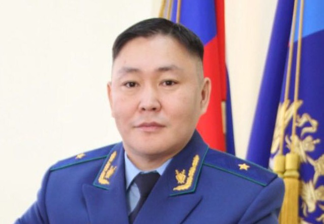 Якутский прокурор Айдар Иванов "прихватизировал" общий чердак