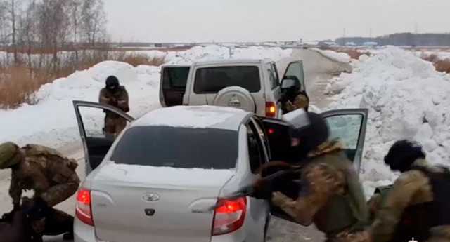В Сибири со спецназом задержана крупнейшая наркогруппировка с многомиллионным доходом