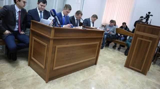 300 тысяч долларов на британском счету Насирова арестованы судом
