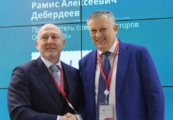 Илья Трабер строит новый никому не нужный порт