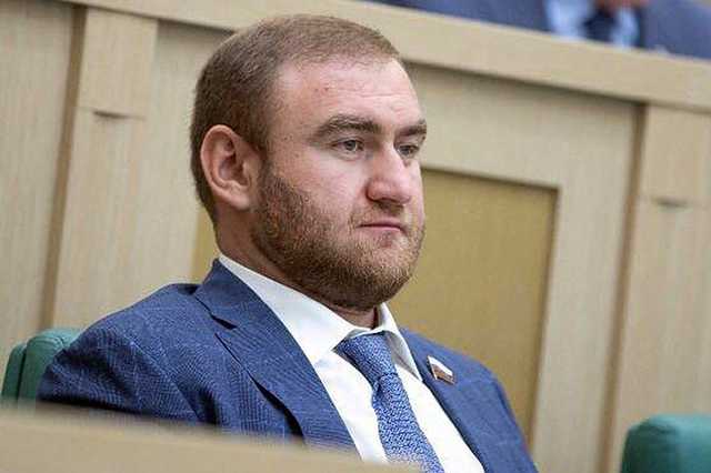 Задержаны арашуковцы Замир Борисов и Ирина Валешная