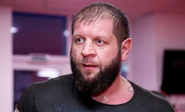 Александру Емельяненко грозит тюремный срок за оскорбление представителя власти